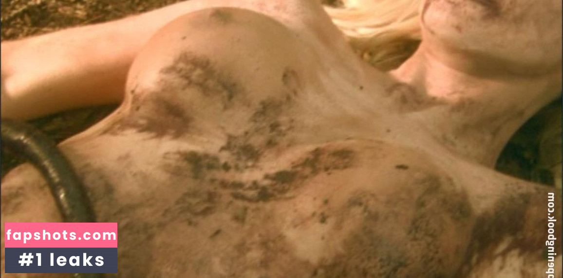 Savannah Costello gallery photo #4