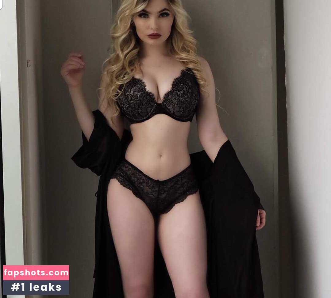 Savannah Lisa gallery photo #5