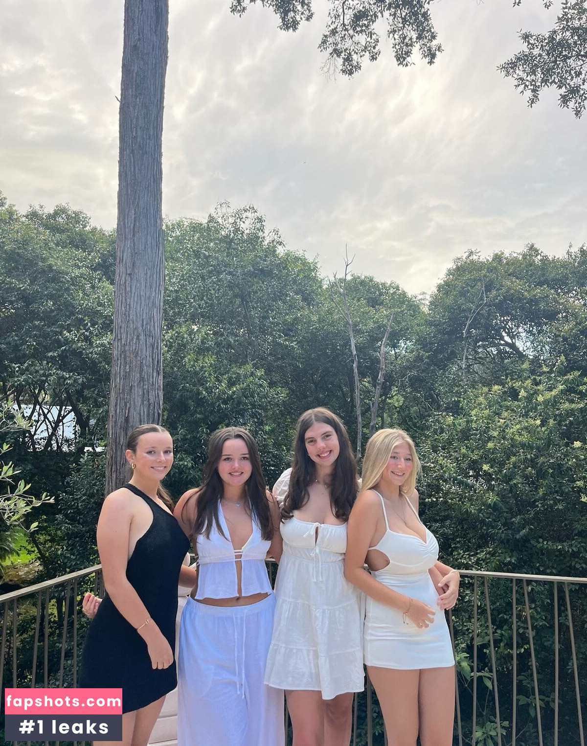 Savannah gallery photo #17