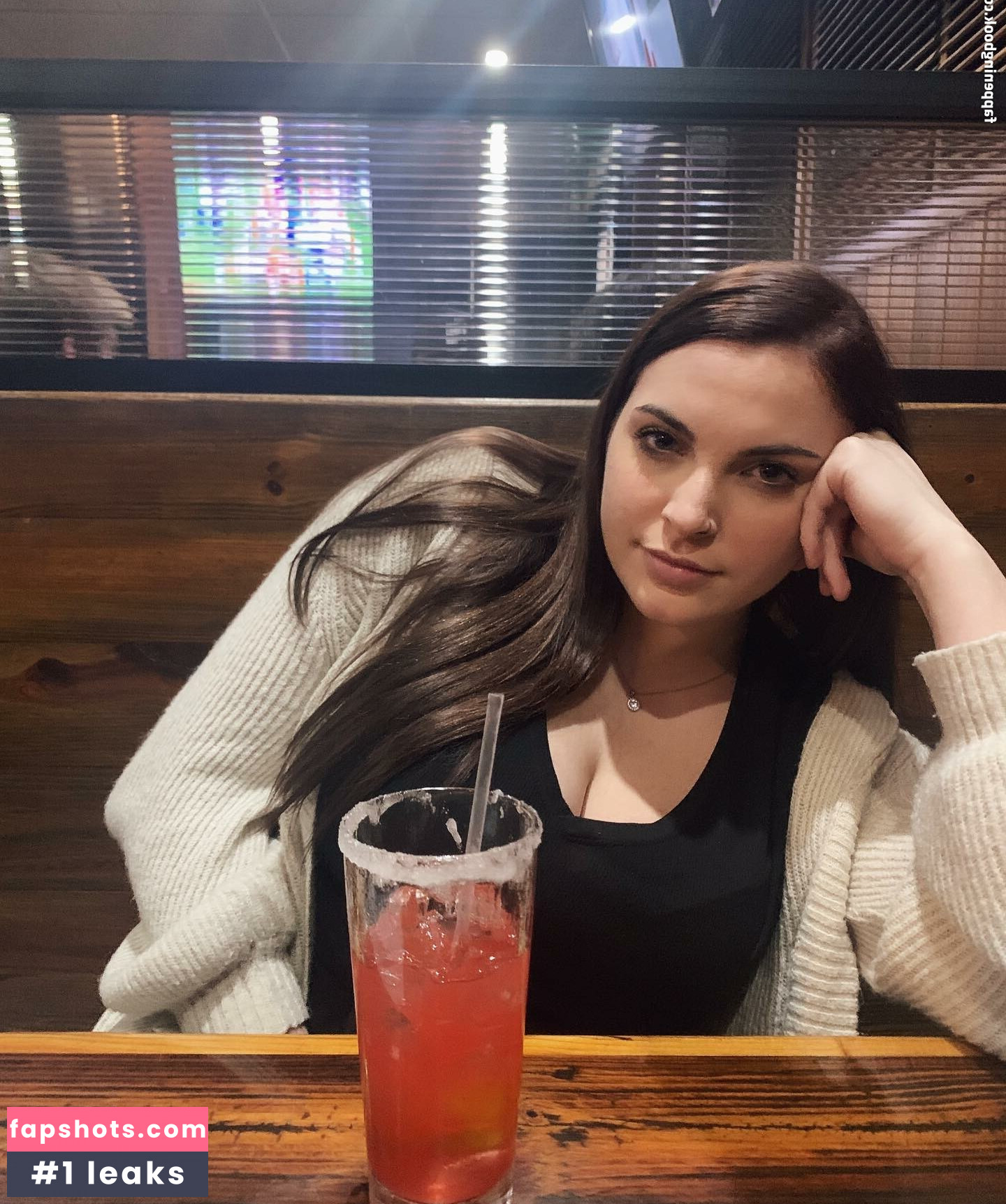 Savannah gallery photo #43