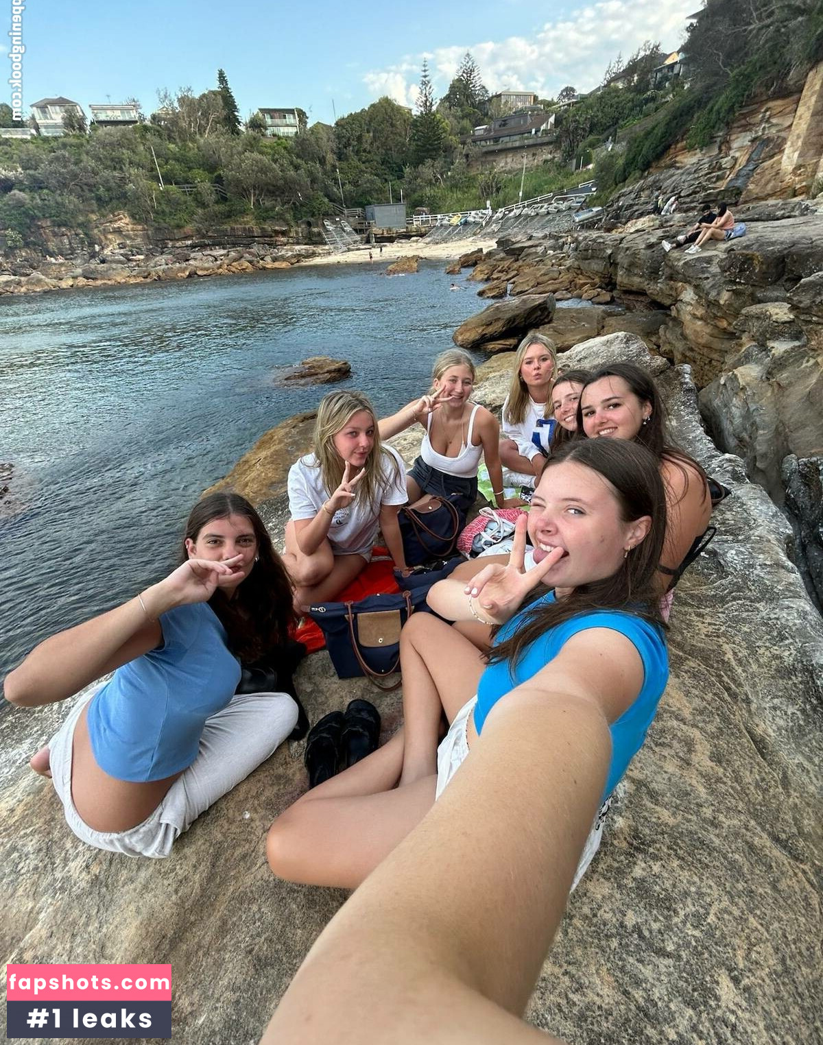 Savannah gallery photo #9