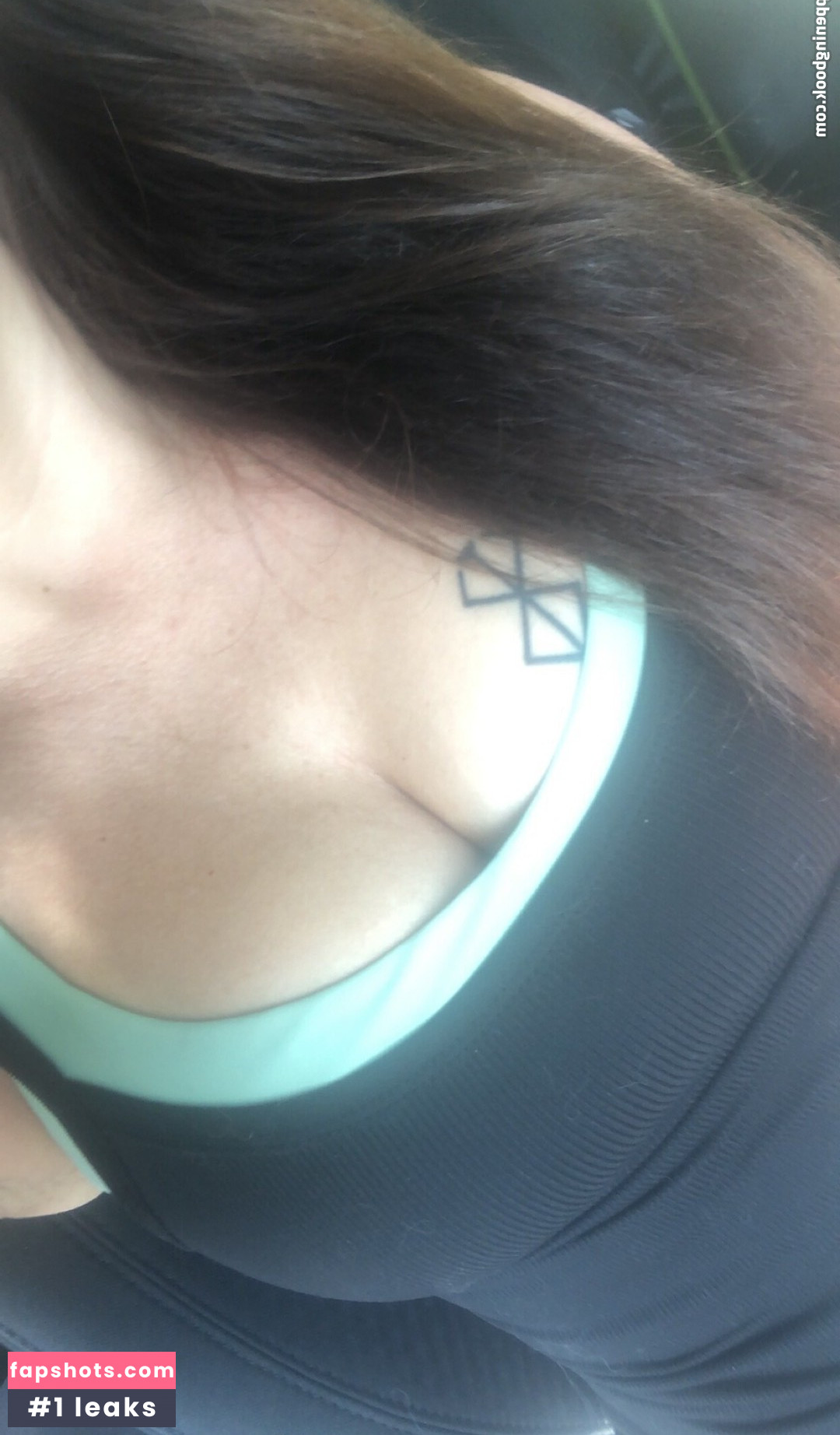 Savannah Roses gallery photo #121