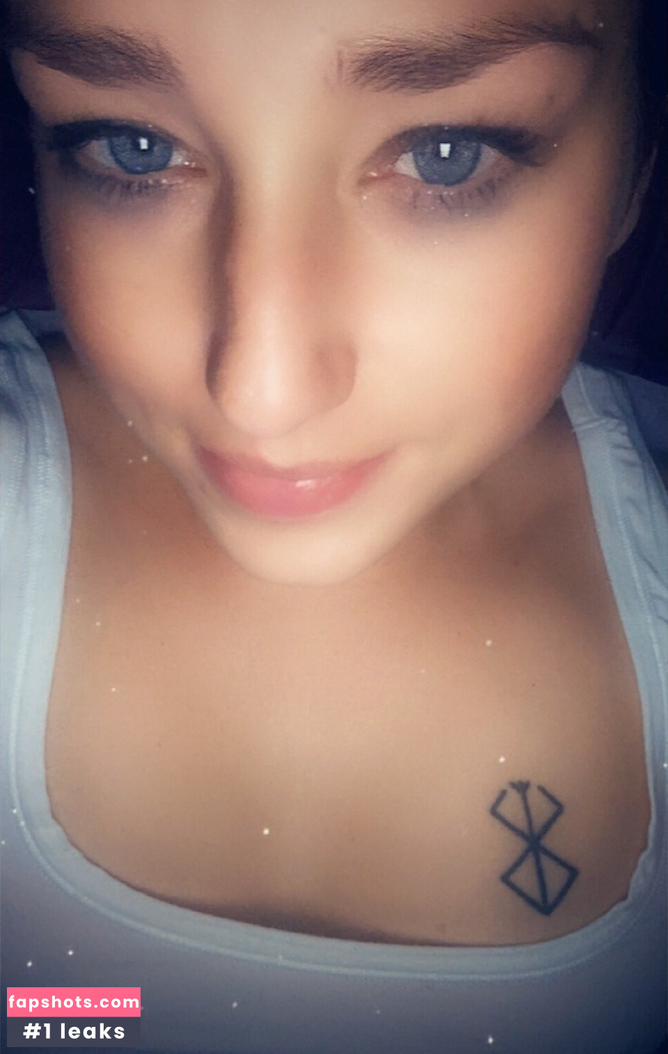 Savannah Roses gallery photo #143