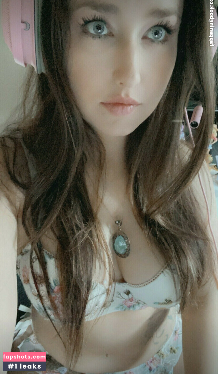 Savannah Roses gallery photo #46