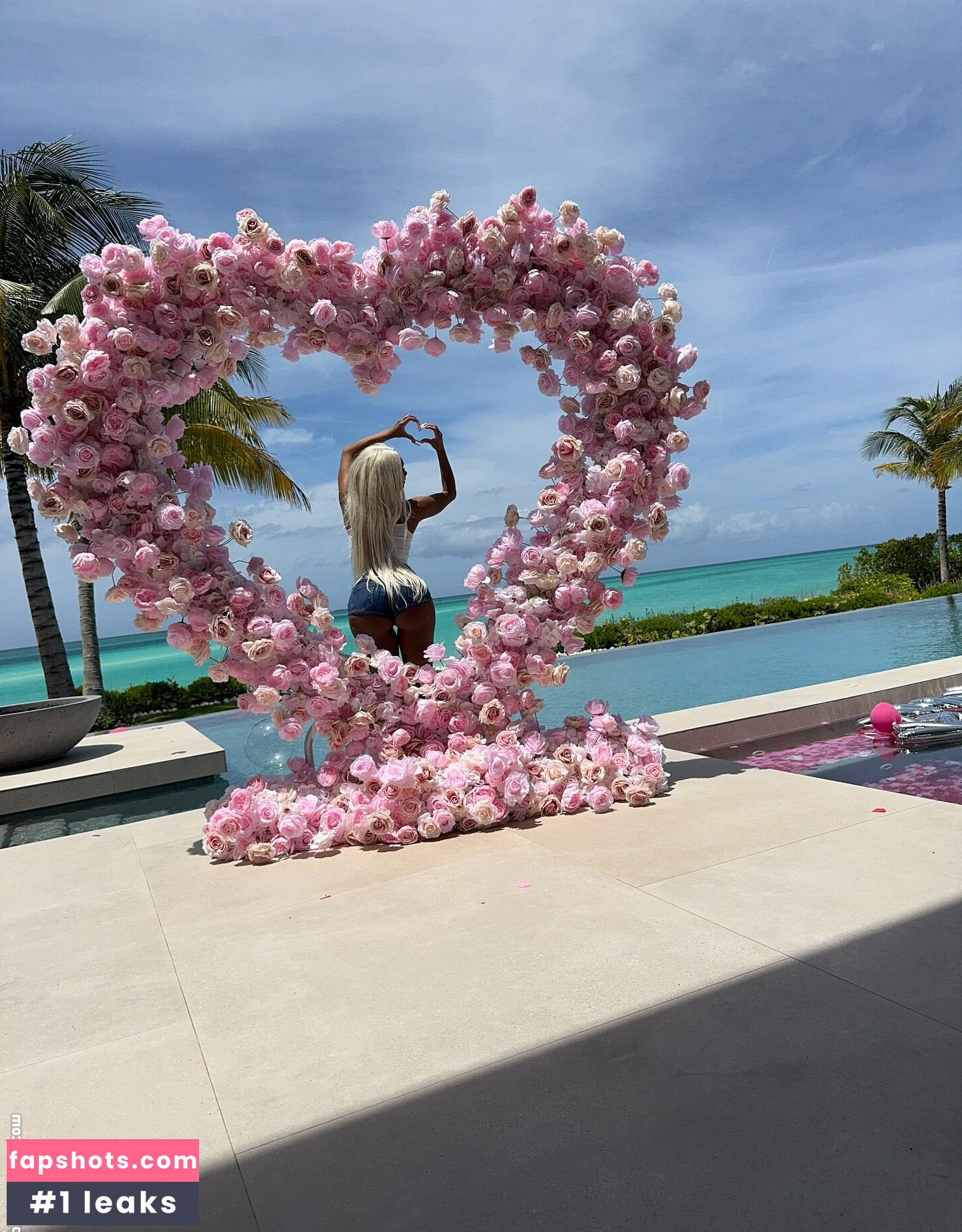 Saweetie gallery photo #31