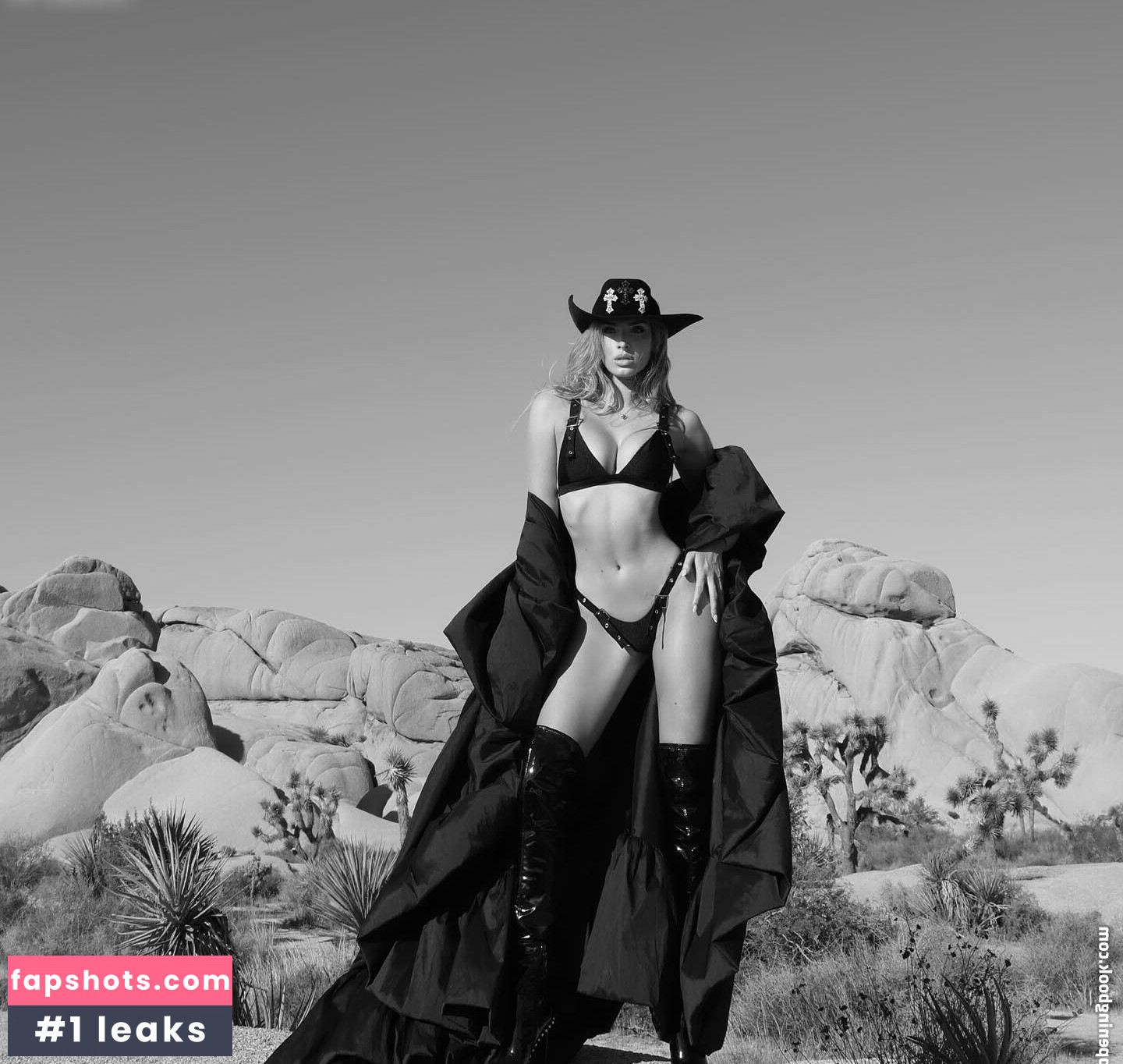 Saxon Sharbino gallery photo #48