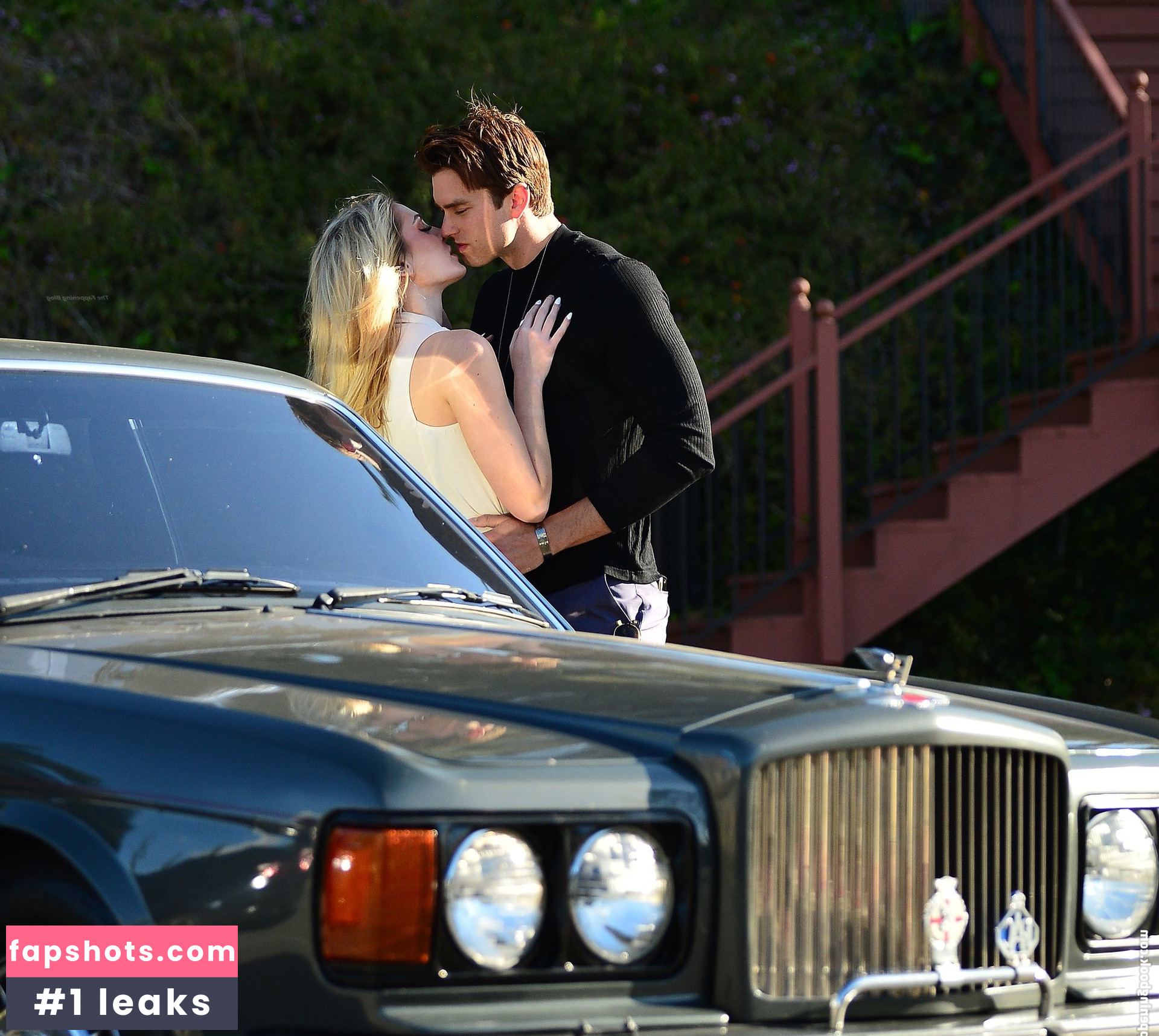 Saxon Sharbino gallery photo #73