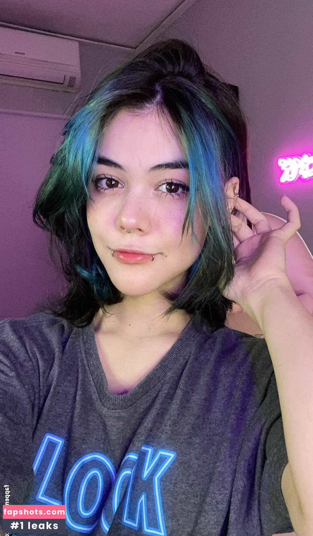 Say_cat gallery photo #20