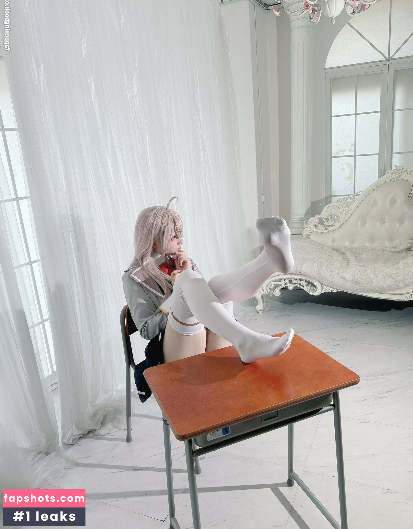 Saya Scarlet gallery photo #80