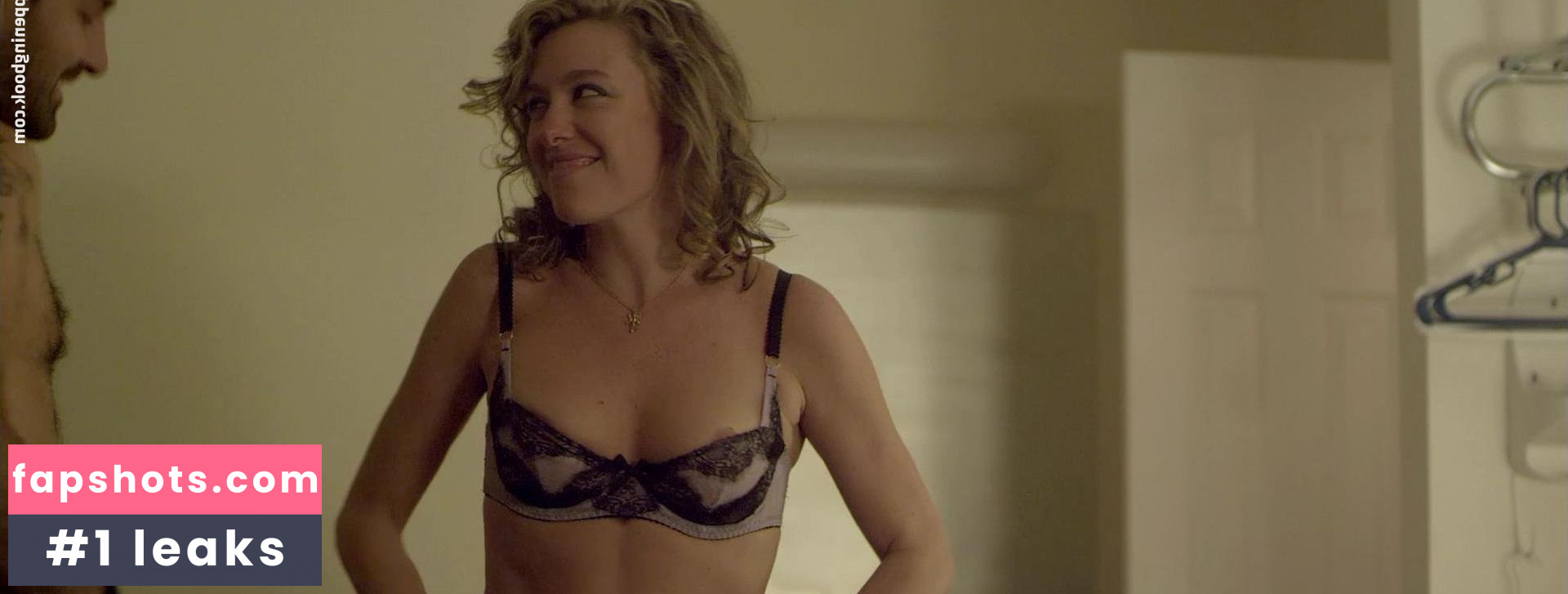 Sayra Player gallery photo #5