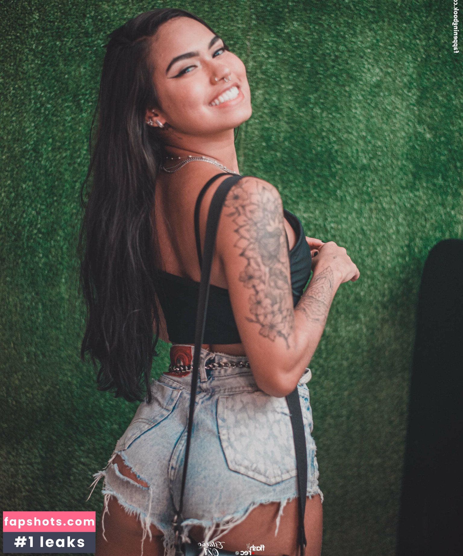 Sayuri gallery photo #3