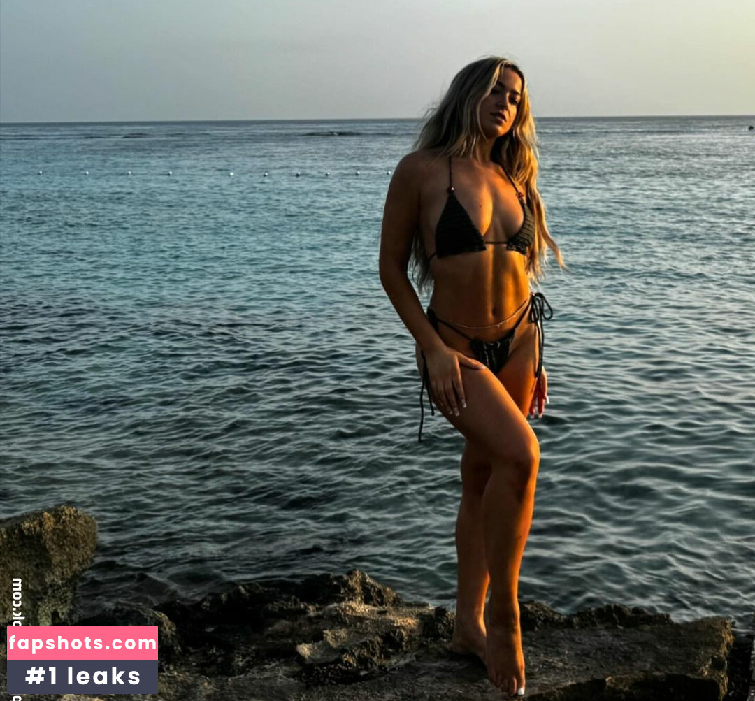 Scarlet Aviram Nude Leaks OnlyFans Photos #29 - LeakJerk