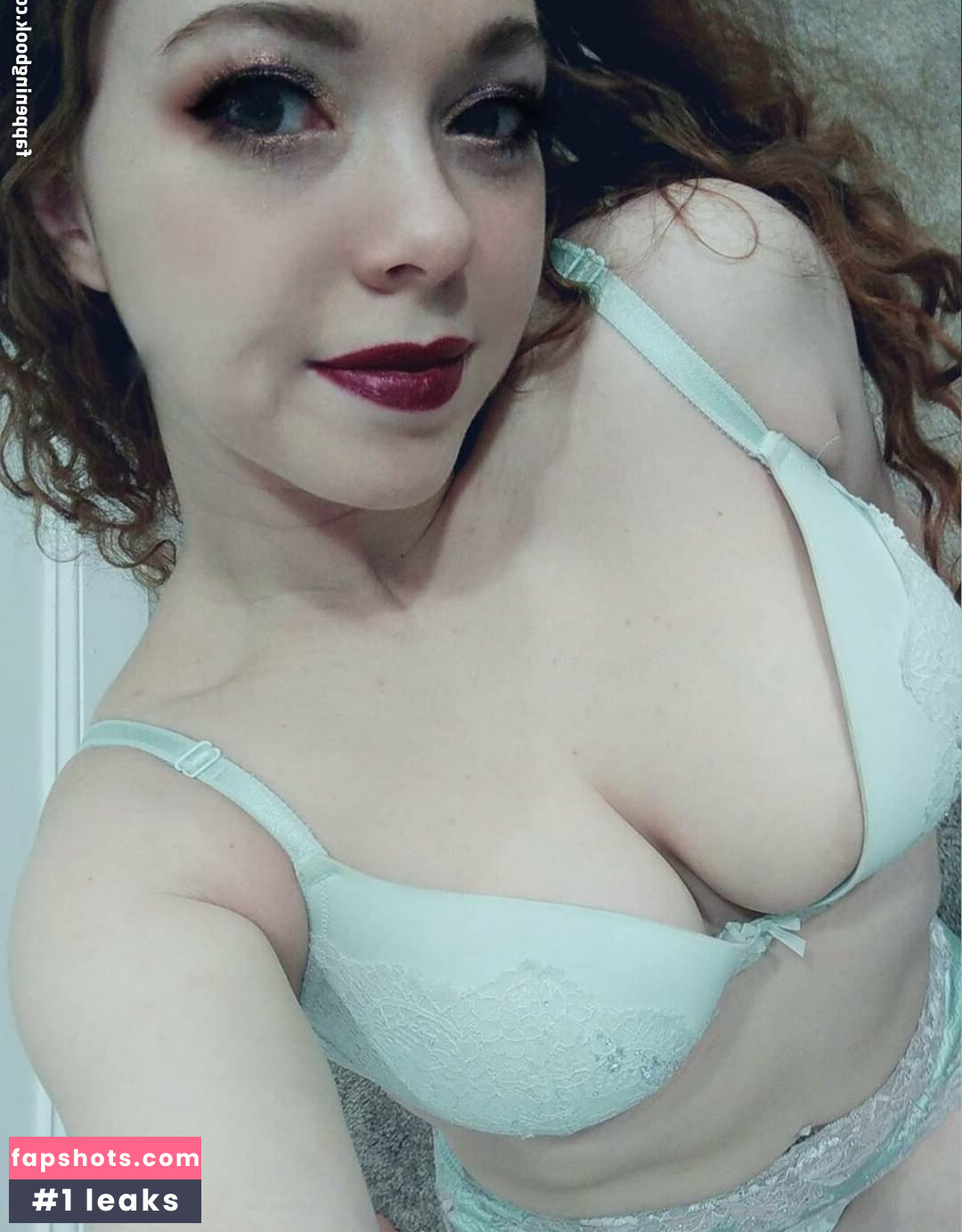 scarletexotic gallery photo #20