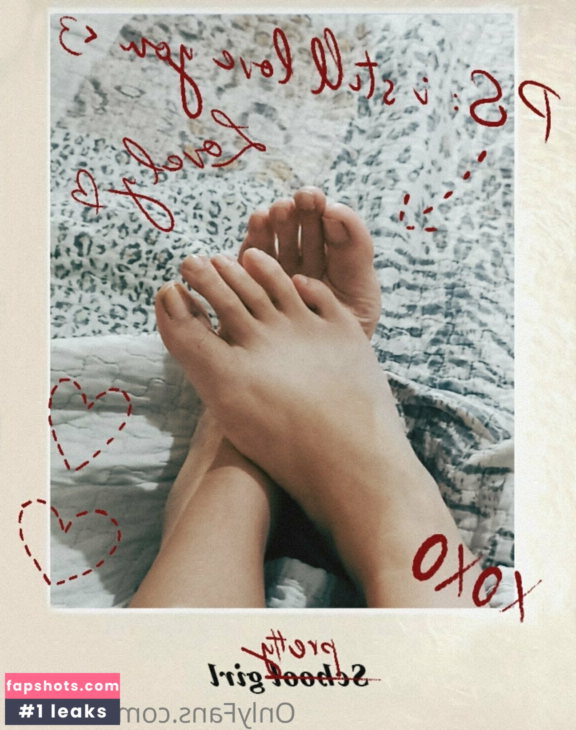 scarletfoxy07 gallery photo #3