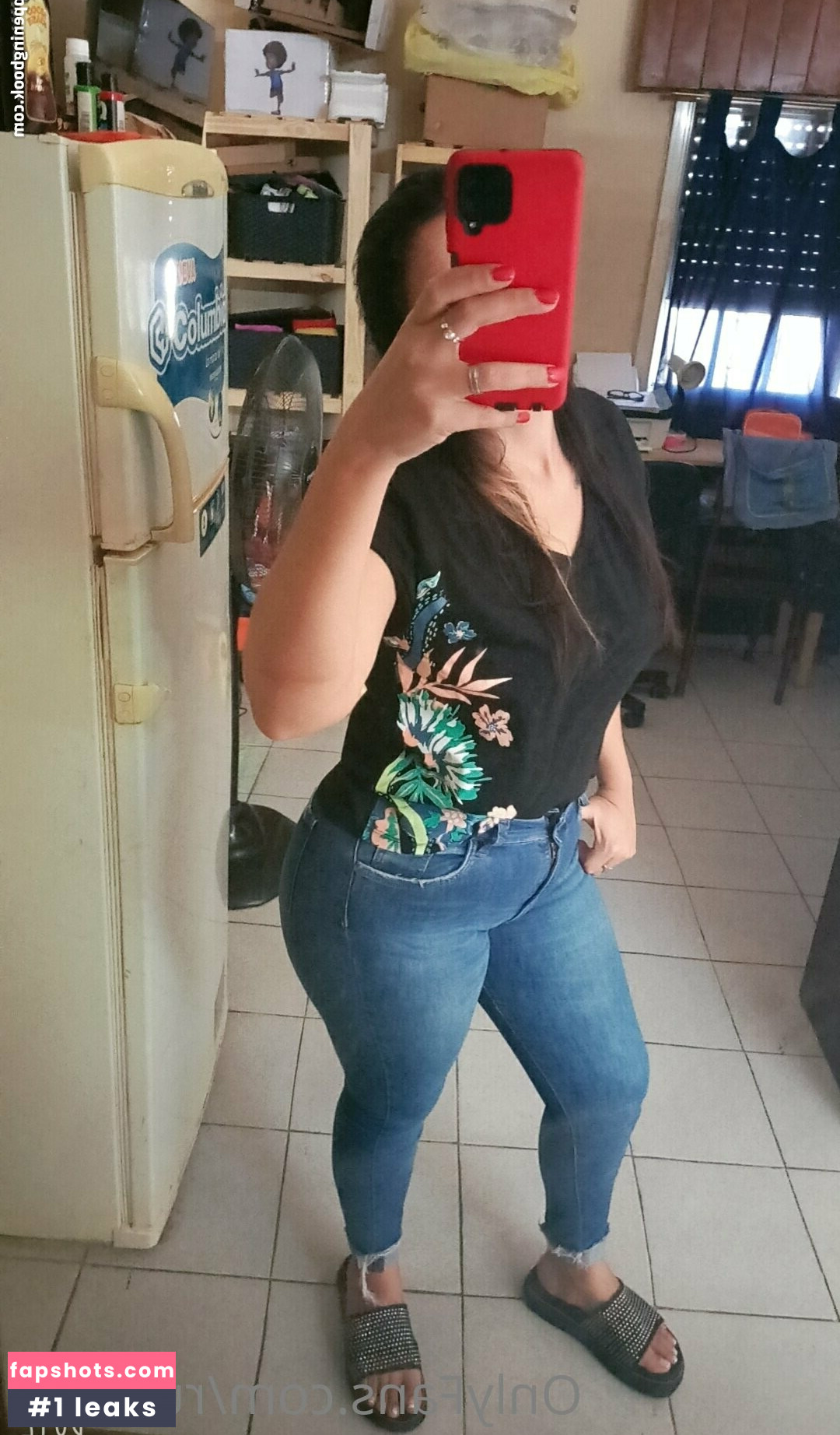 scarletfoxy07 gallery photo #9