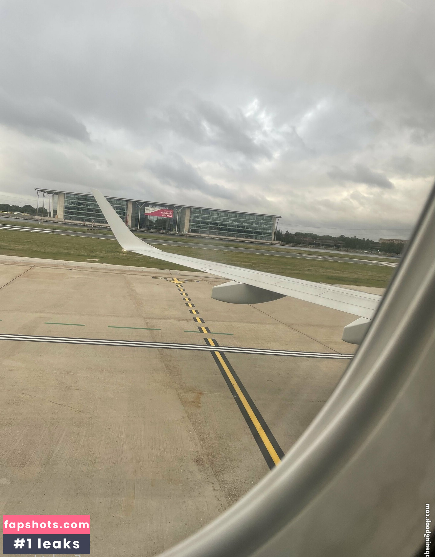 scarletjames301 gallery photo #12