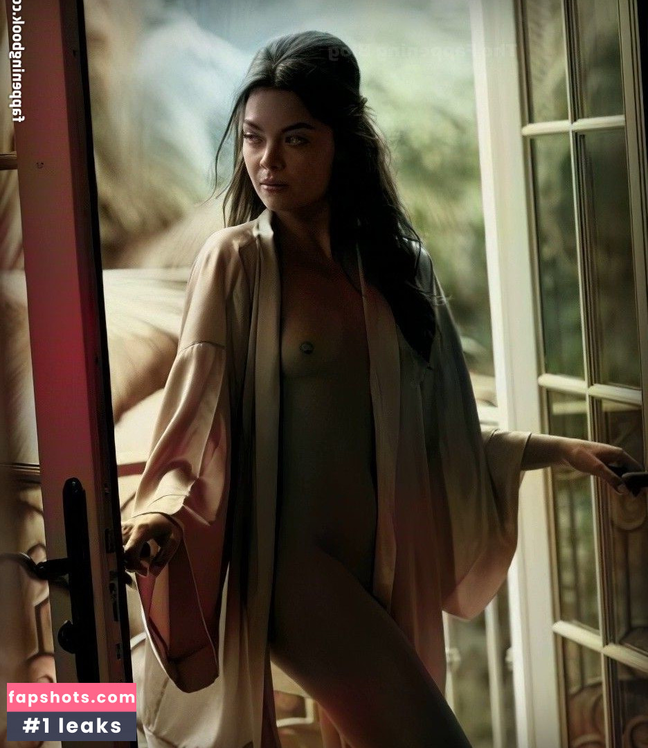 Scarlett Byrne gallery photo #5