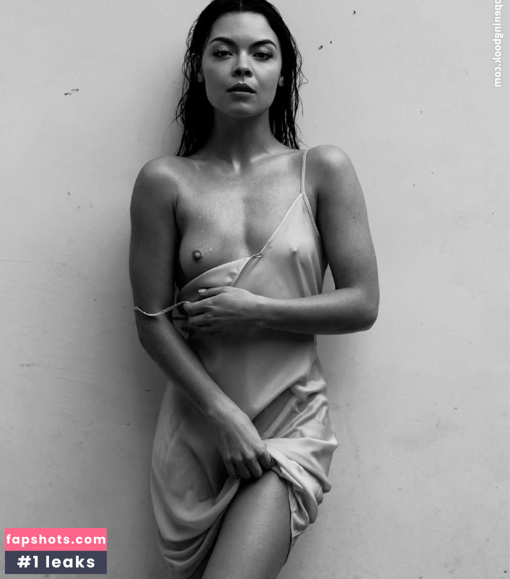 Scarlett Byrne gallery photo #44