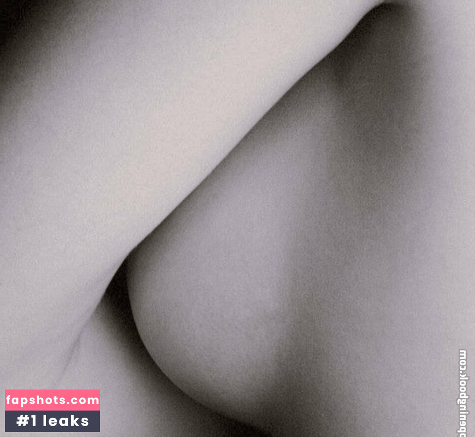 scarlett_deity nude babe gallery