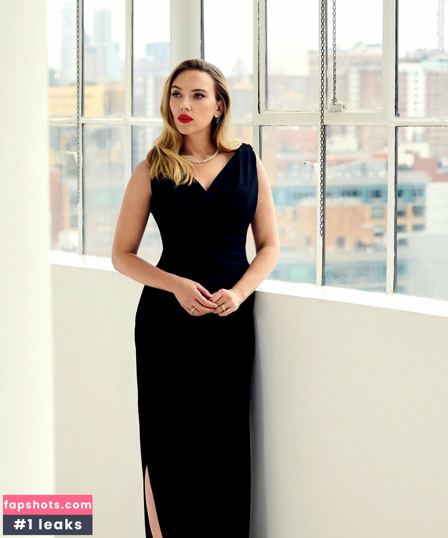 Scarlett Johansson gallery photo #102