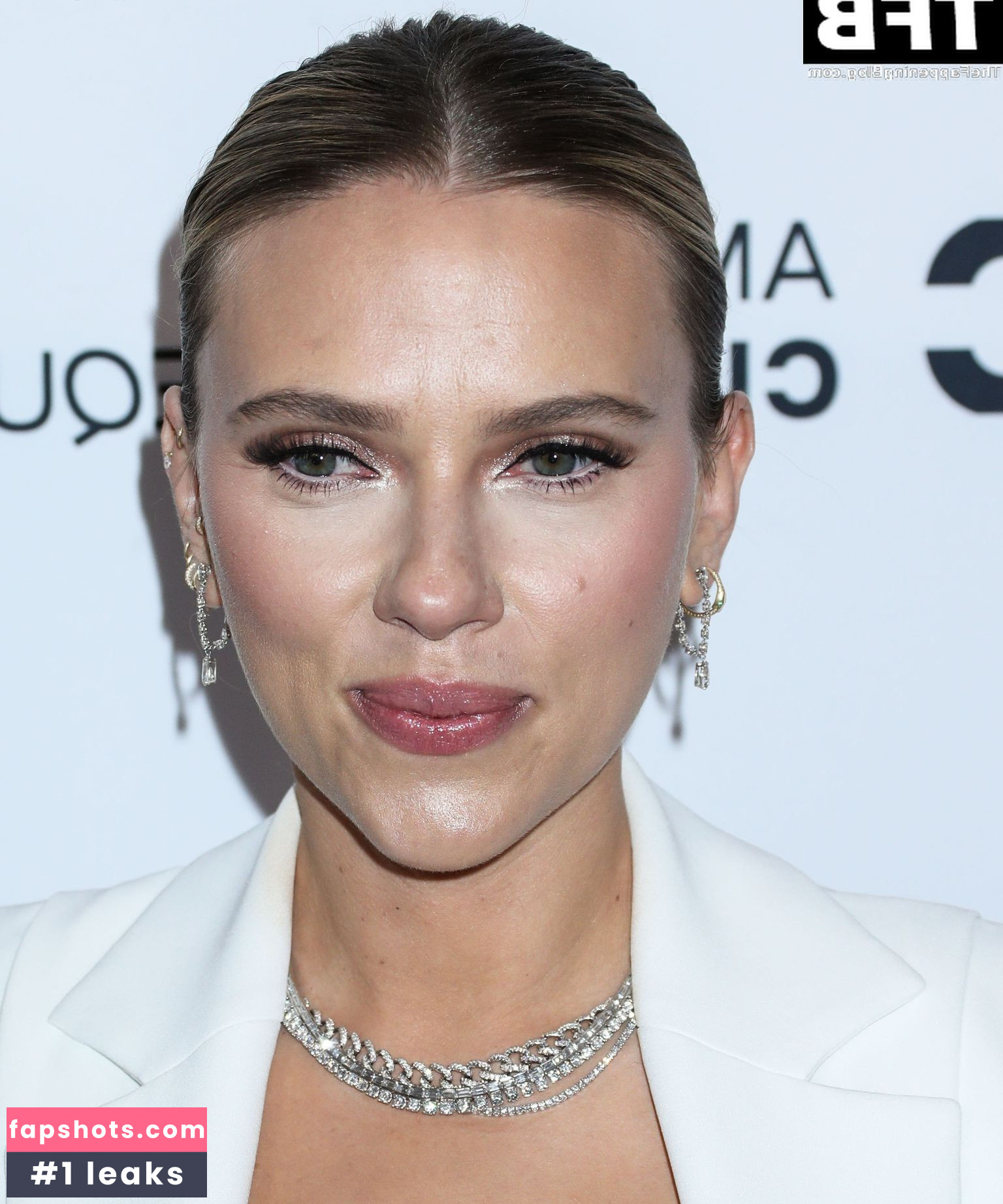 Scarlett Johansson gallery photo #1052