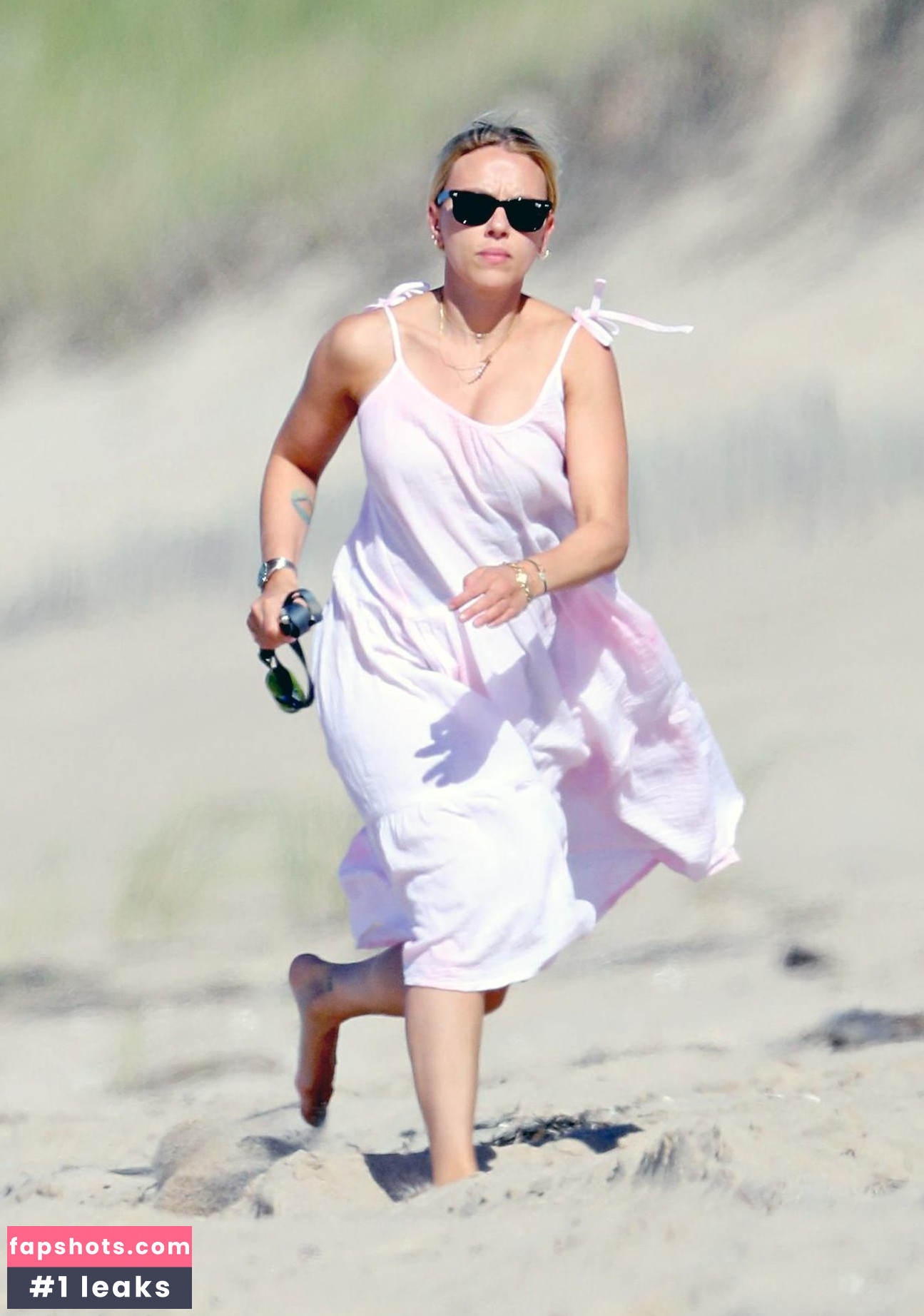 Scarlett Johansson gallery photo #1055