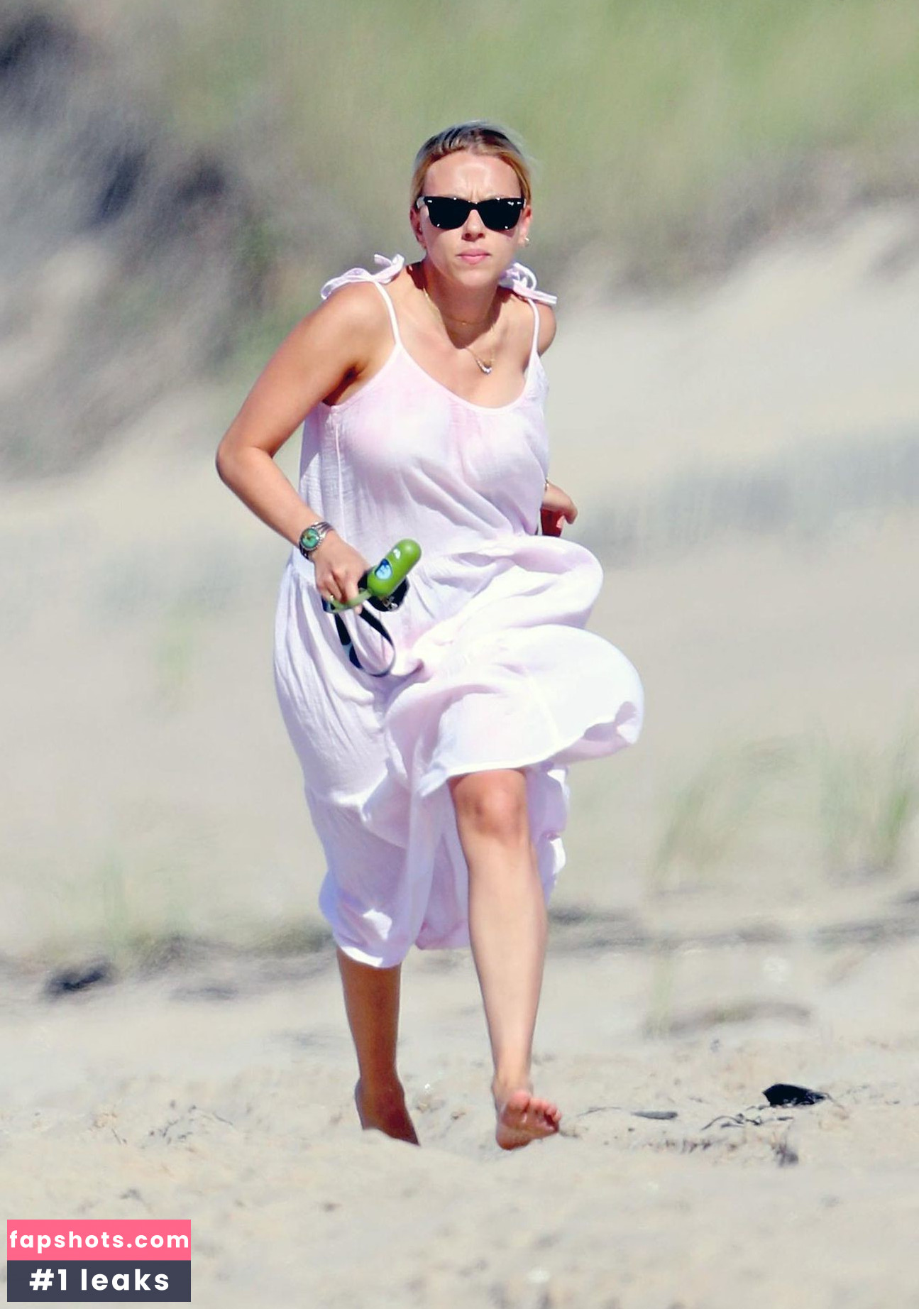 Scarlett Johansson gallery photo #1056