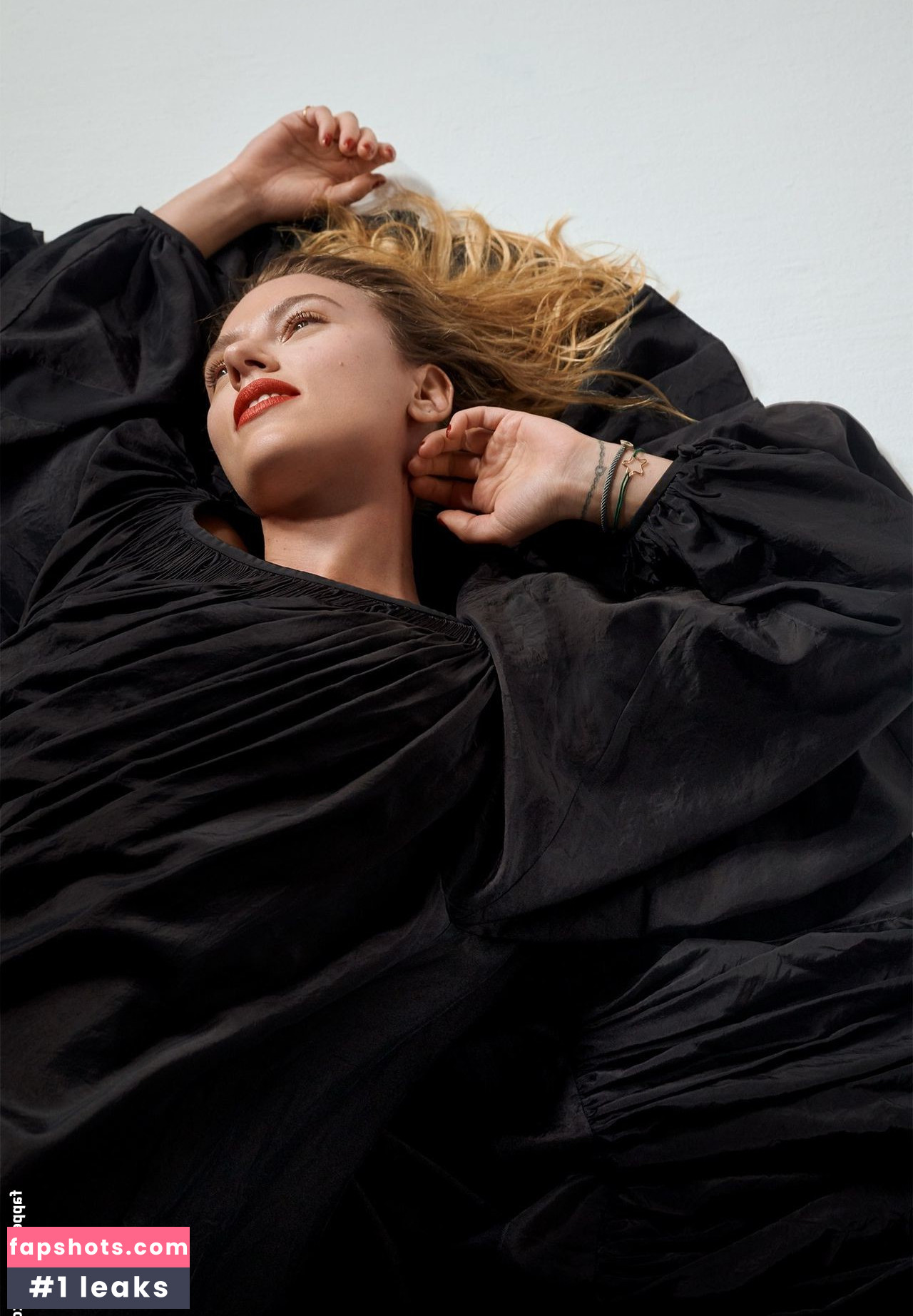 Scarlett Johansson gallery photo #1189