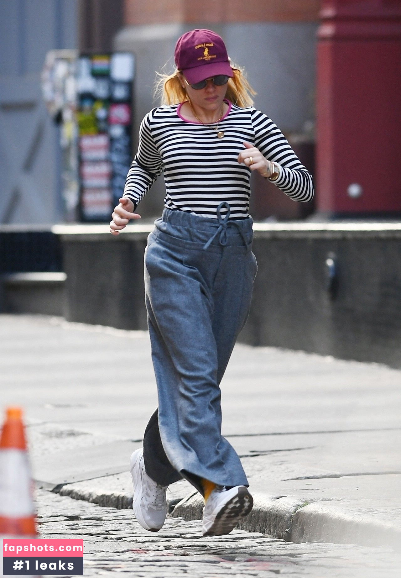 Scarlett Johansson gallery photo #264