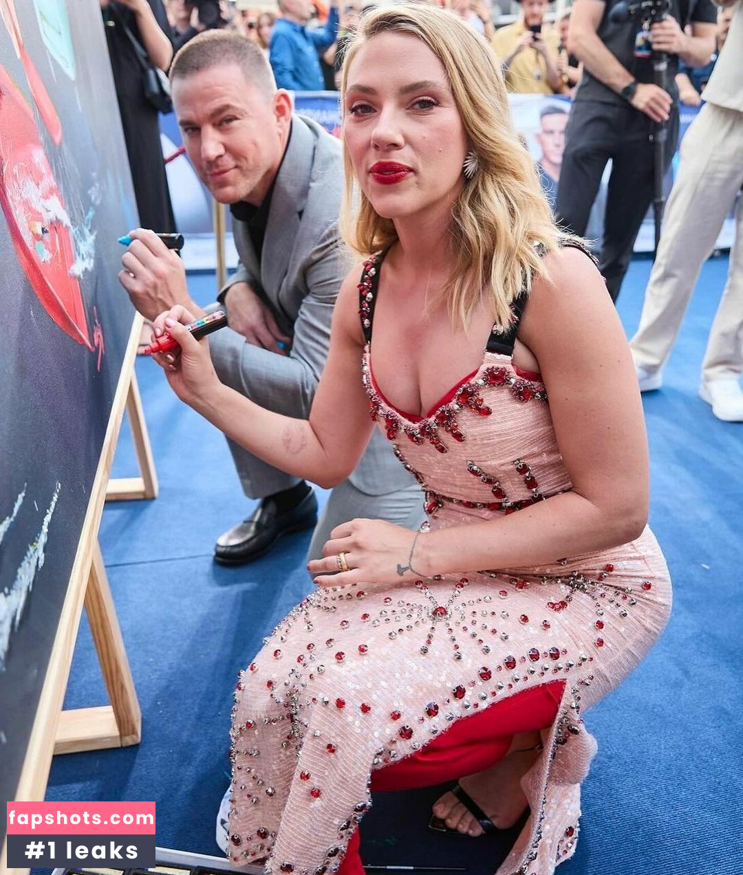 Scarlett Johansson gallery photo #342