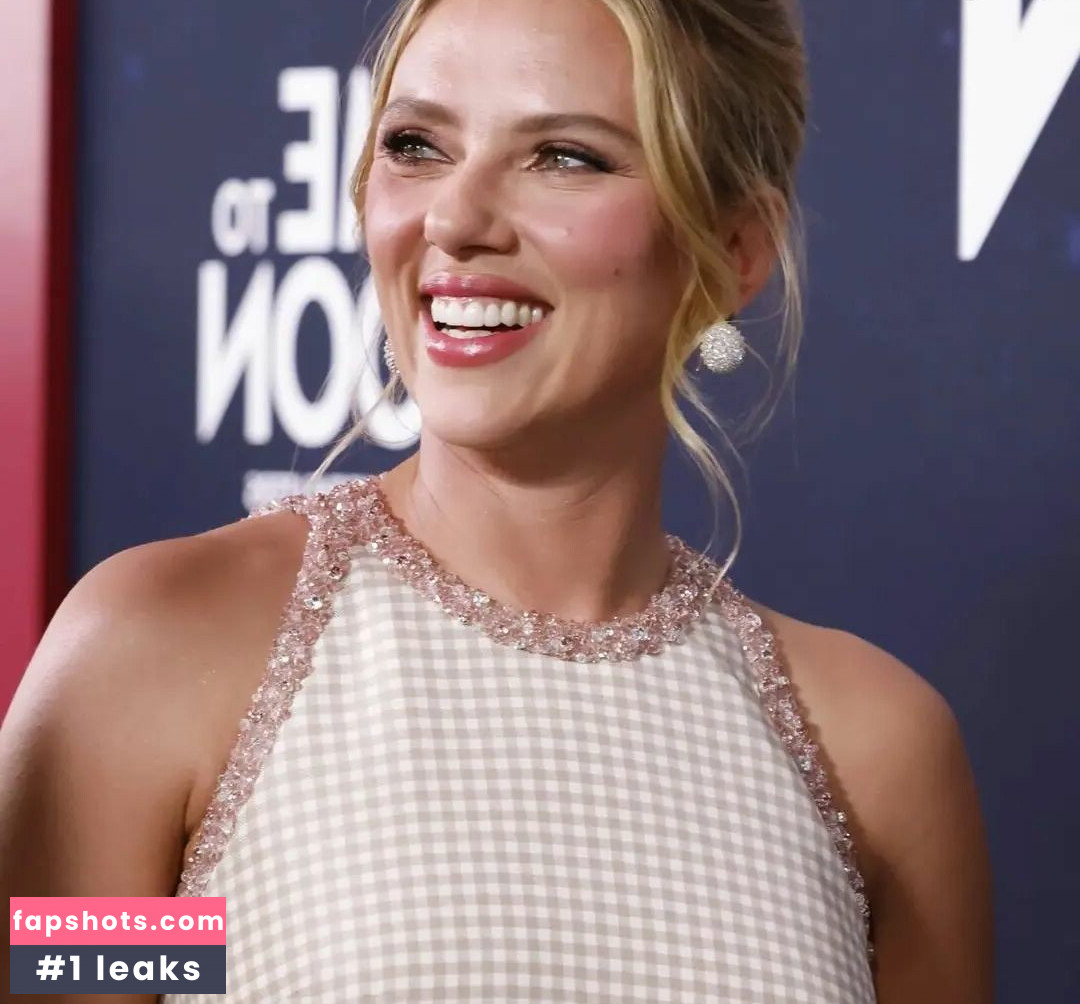 Scarlett Johansson gallery photo #343