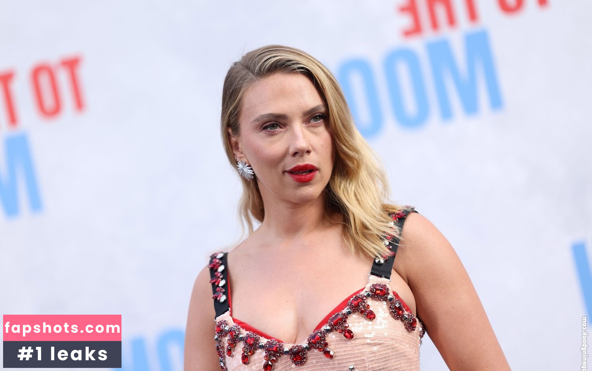 Scarlett Johansson gallery photo #350