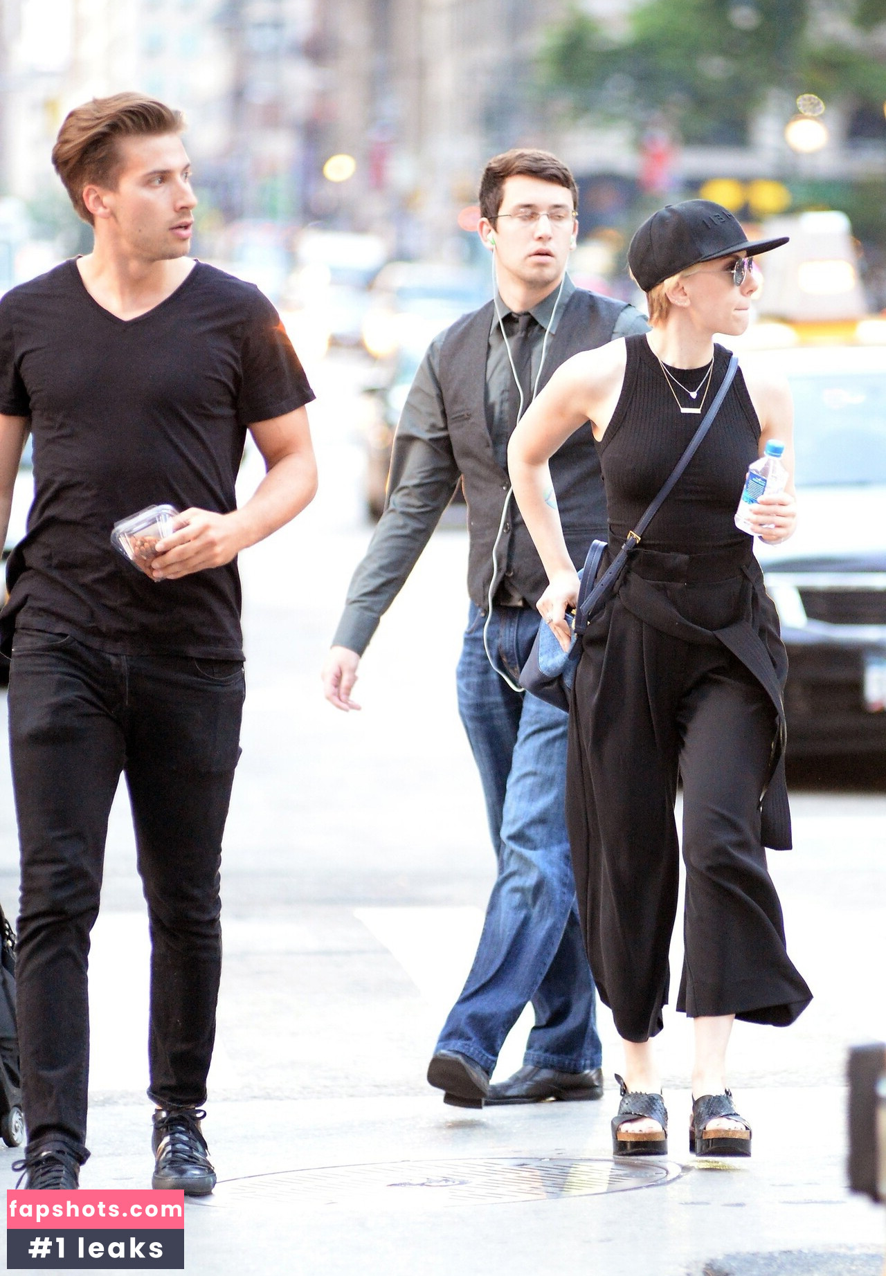 Scarlett Johansson gallery photo #407