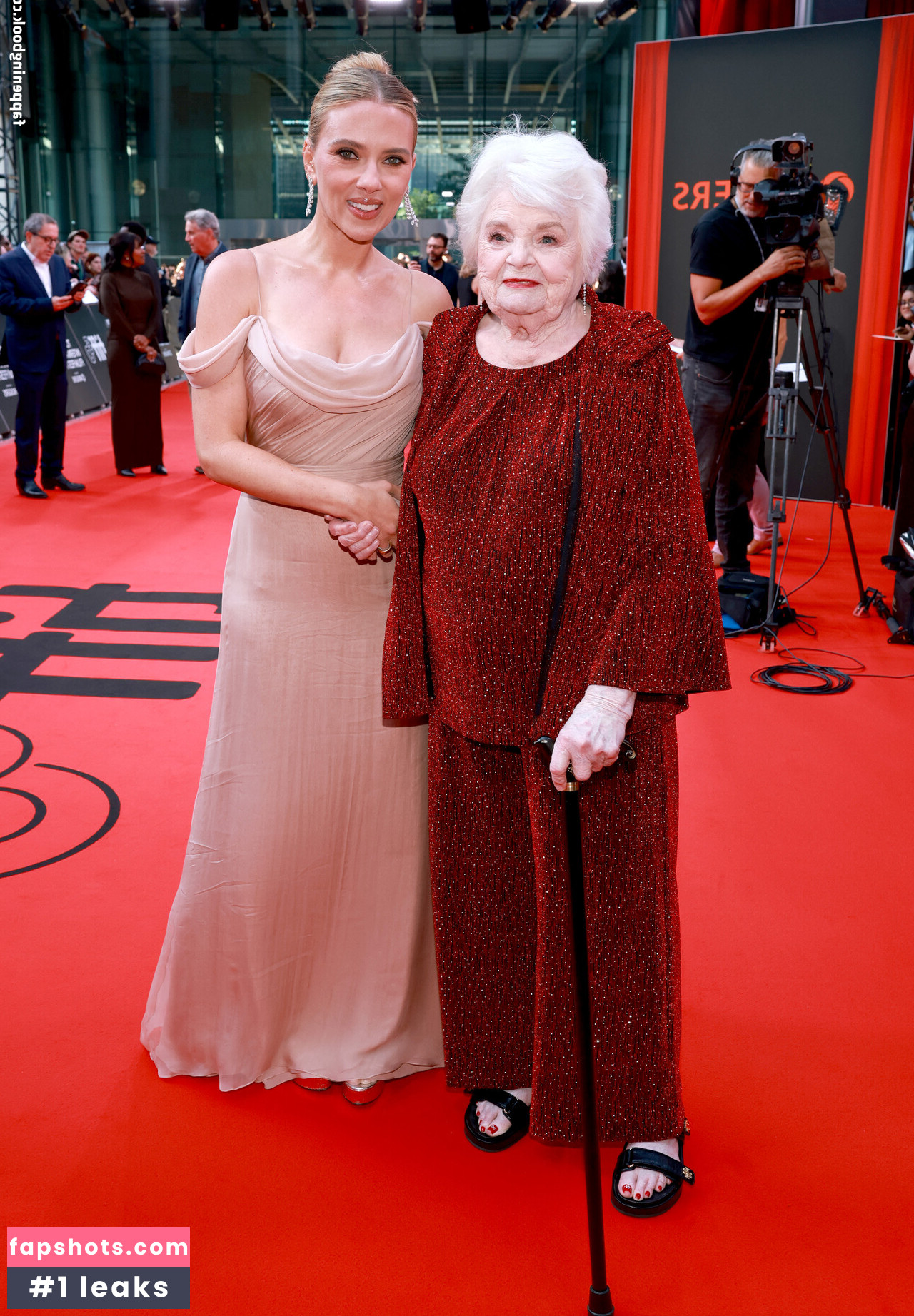 Scarlett Johansson gallery photo #55