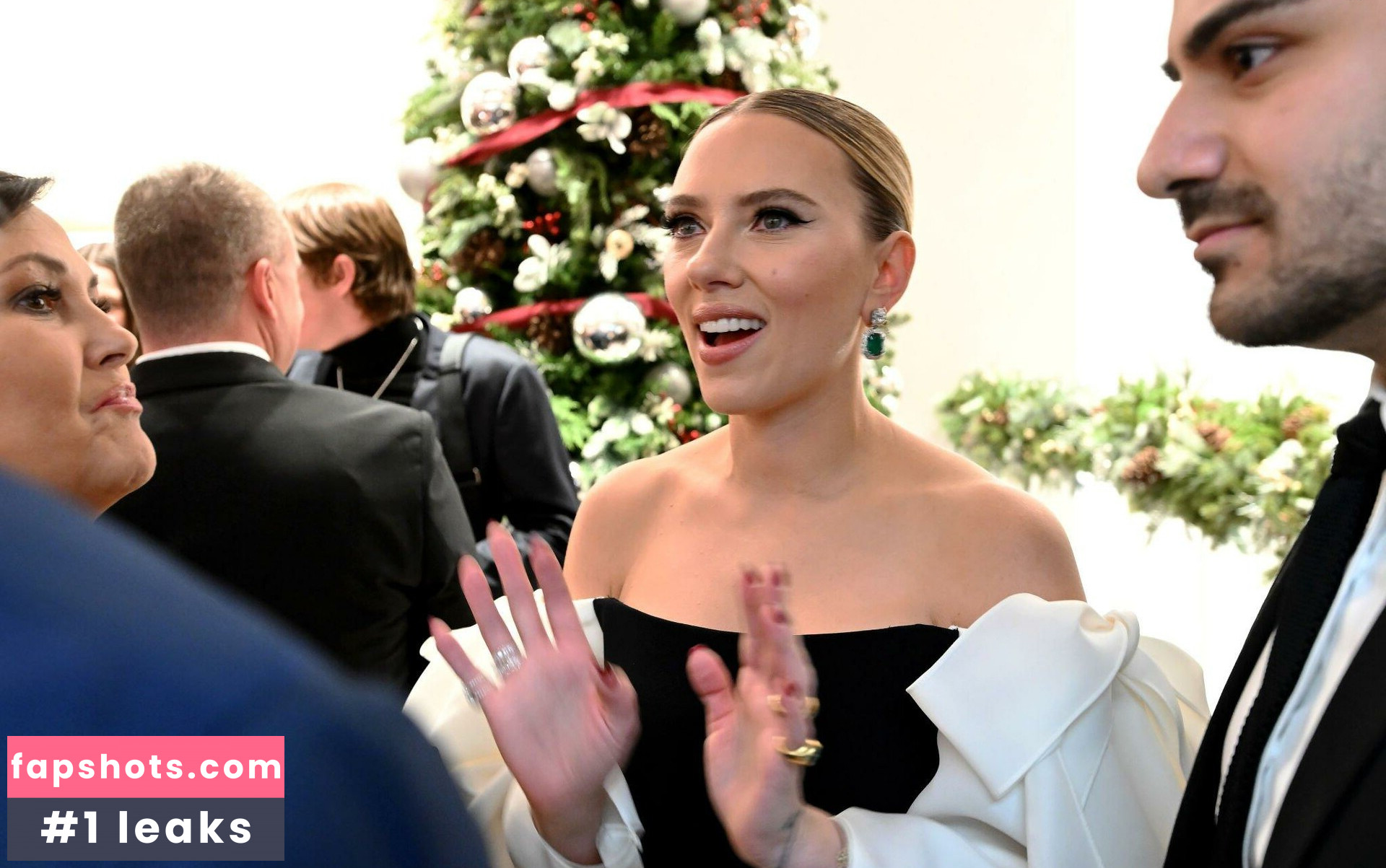 Scarlett Johansson gallery photo #650