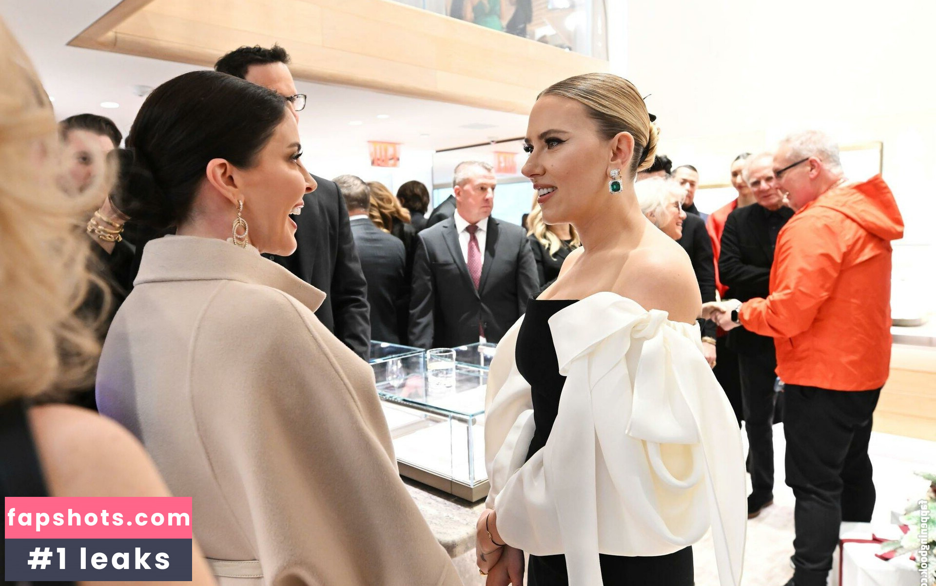 Scarlett Johansson gallery photo #653