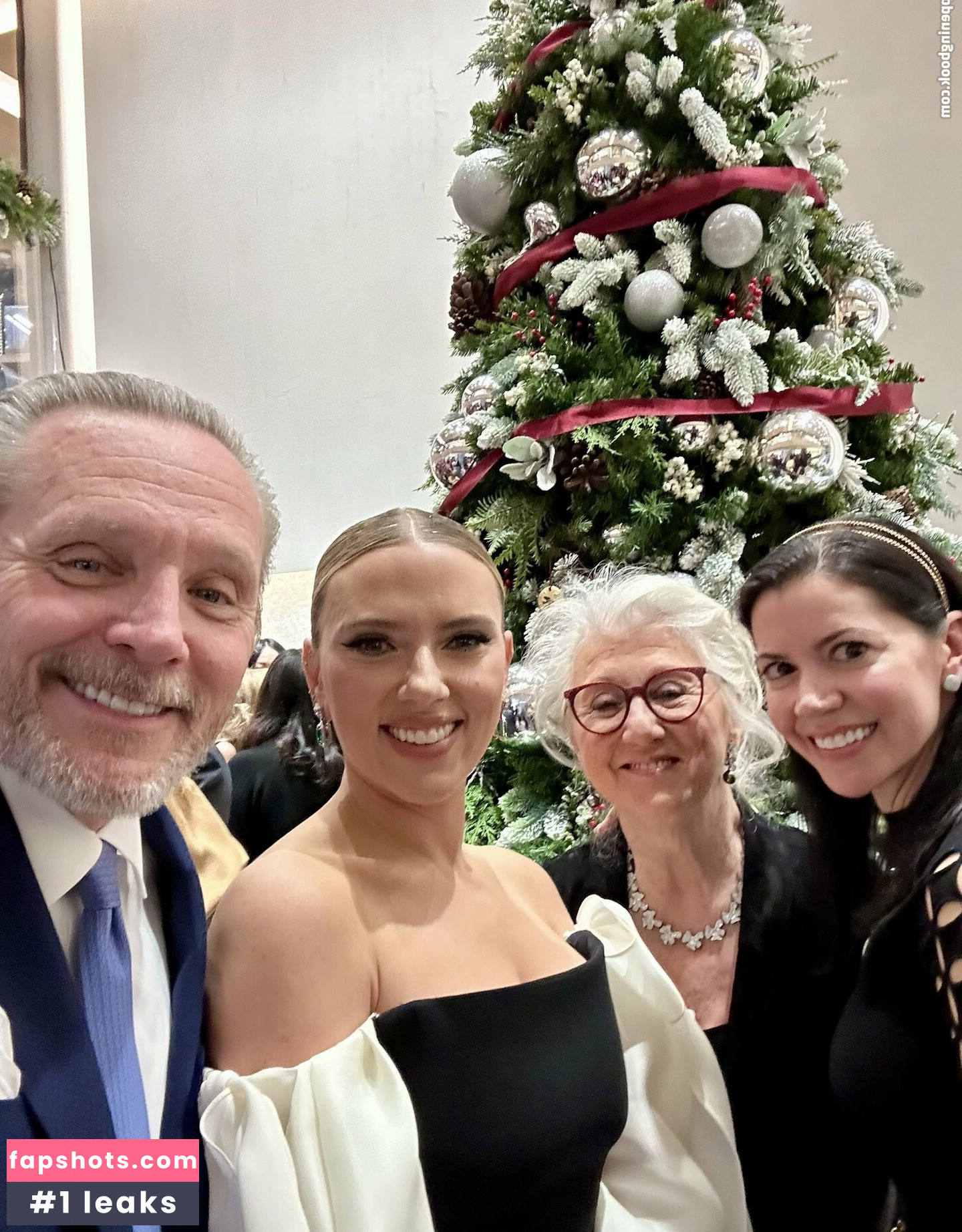 Scarlett Johansson gallery photo #654