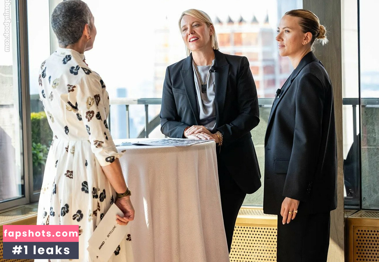 Scarlett Johansson gallery photo #729