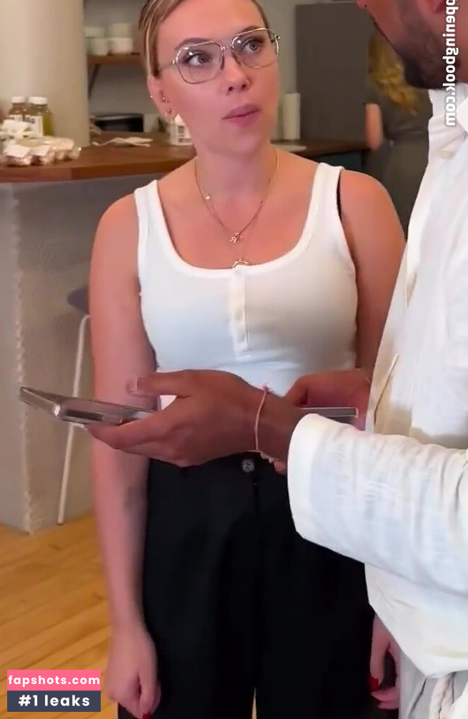 Scarlett Johansson gallery photo #750