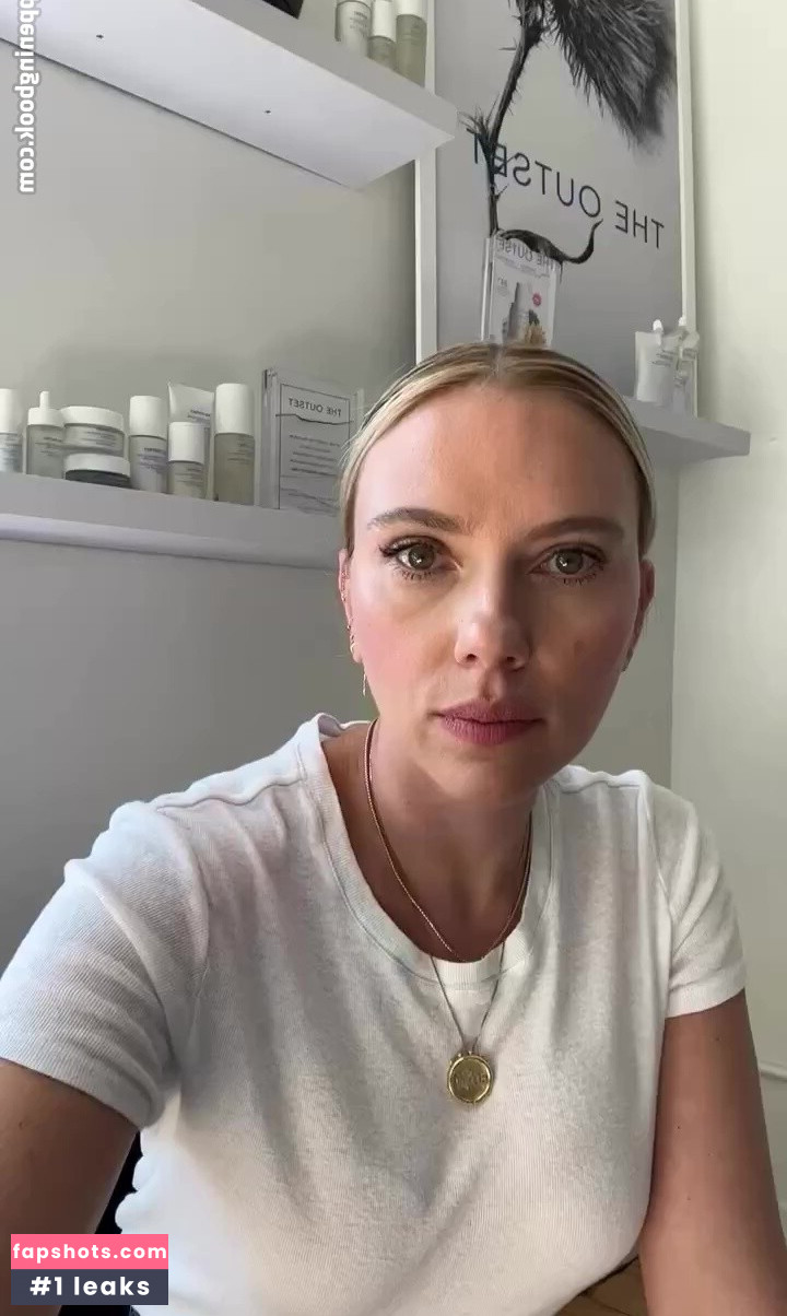 Scarlett Johansson gallery photo #752