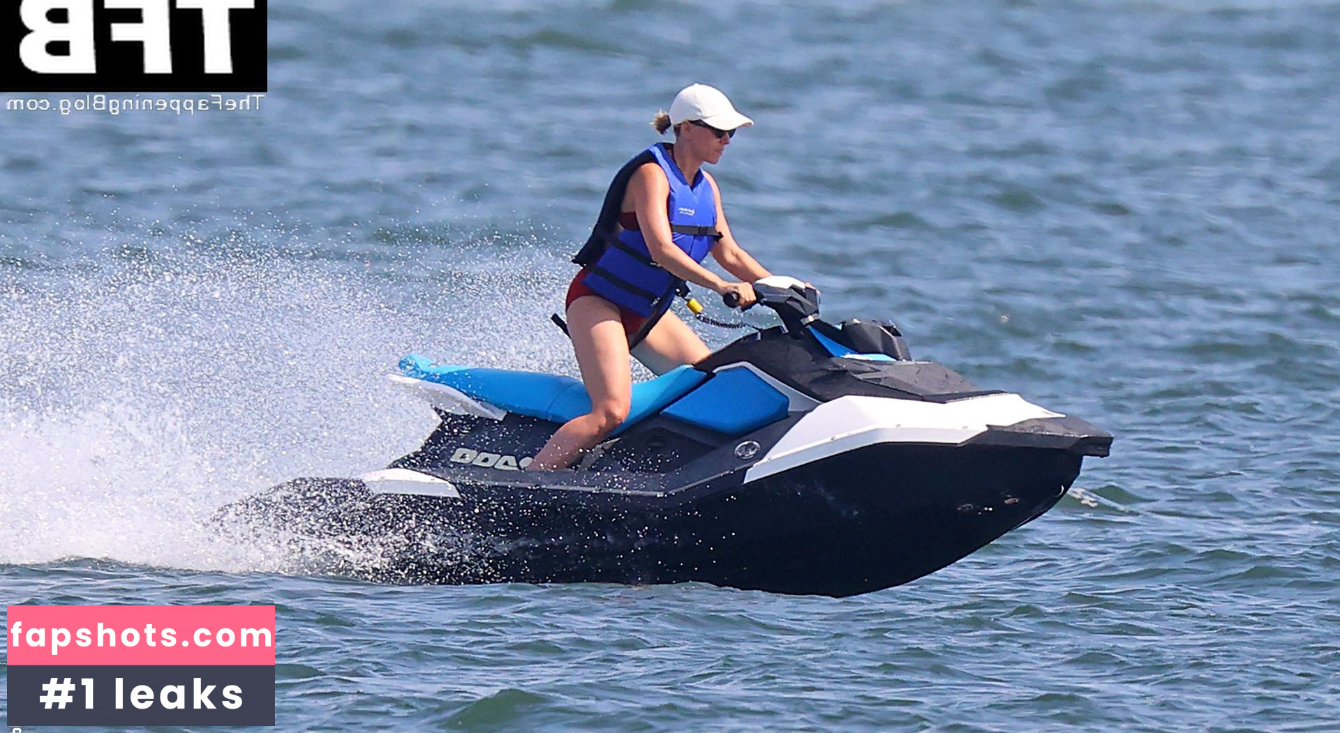 Scarlett Johansson gallery photo #877