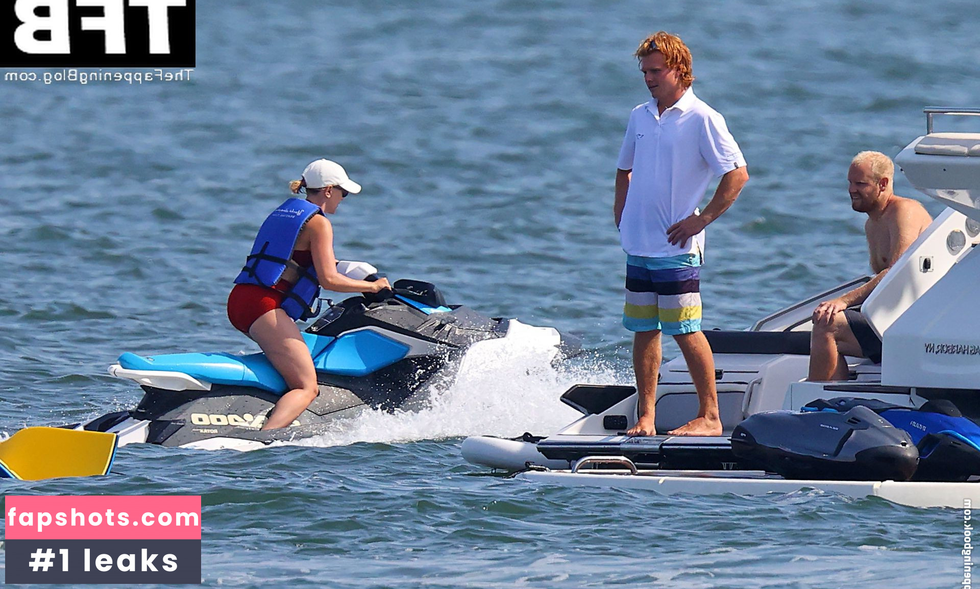 Scarlett Johansson gallery photo #880