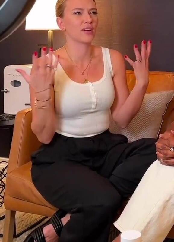 scarlett-johansson gallery photo #1624