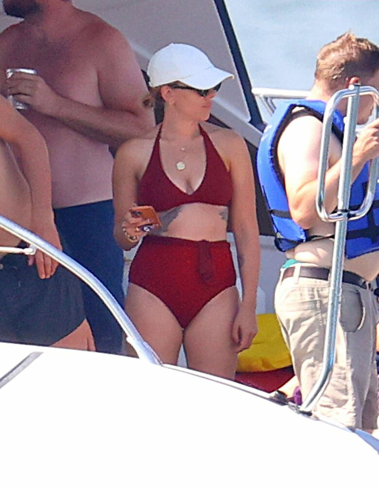 scarlett-johansson gallery photo #2105