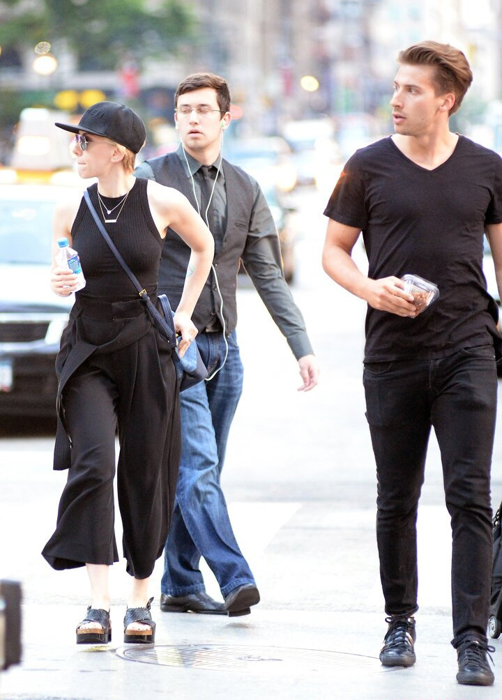 scarlett-johansson gallery photo #603