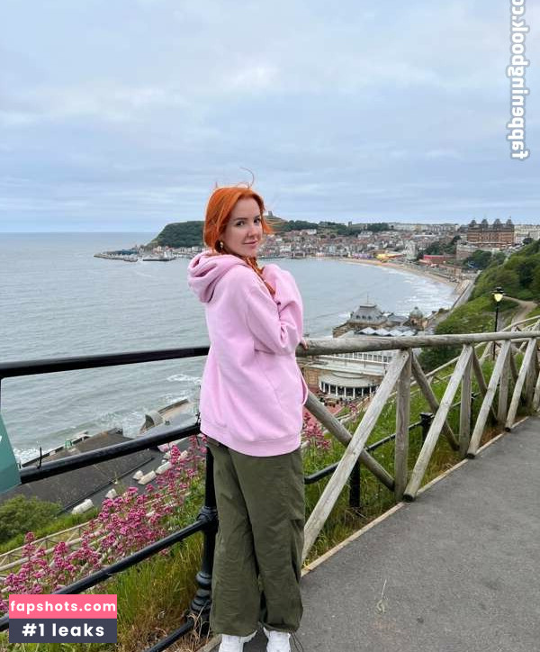 Scarlett Jones gallery photo #16