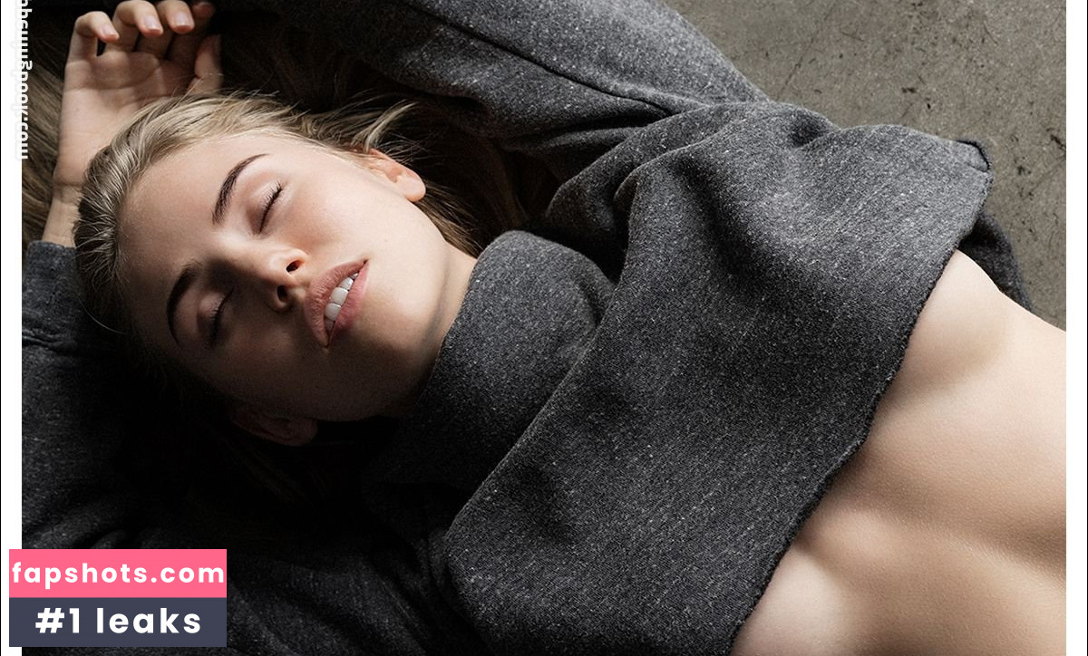 Scarlett Leithold Nude Leaks OnlyFans Photos #73 - LeakJerk