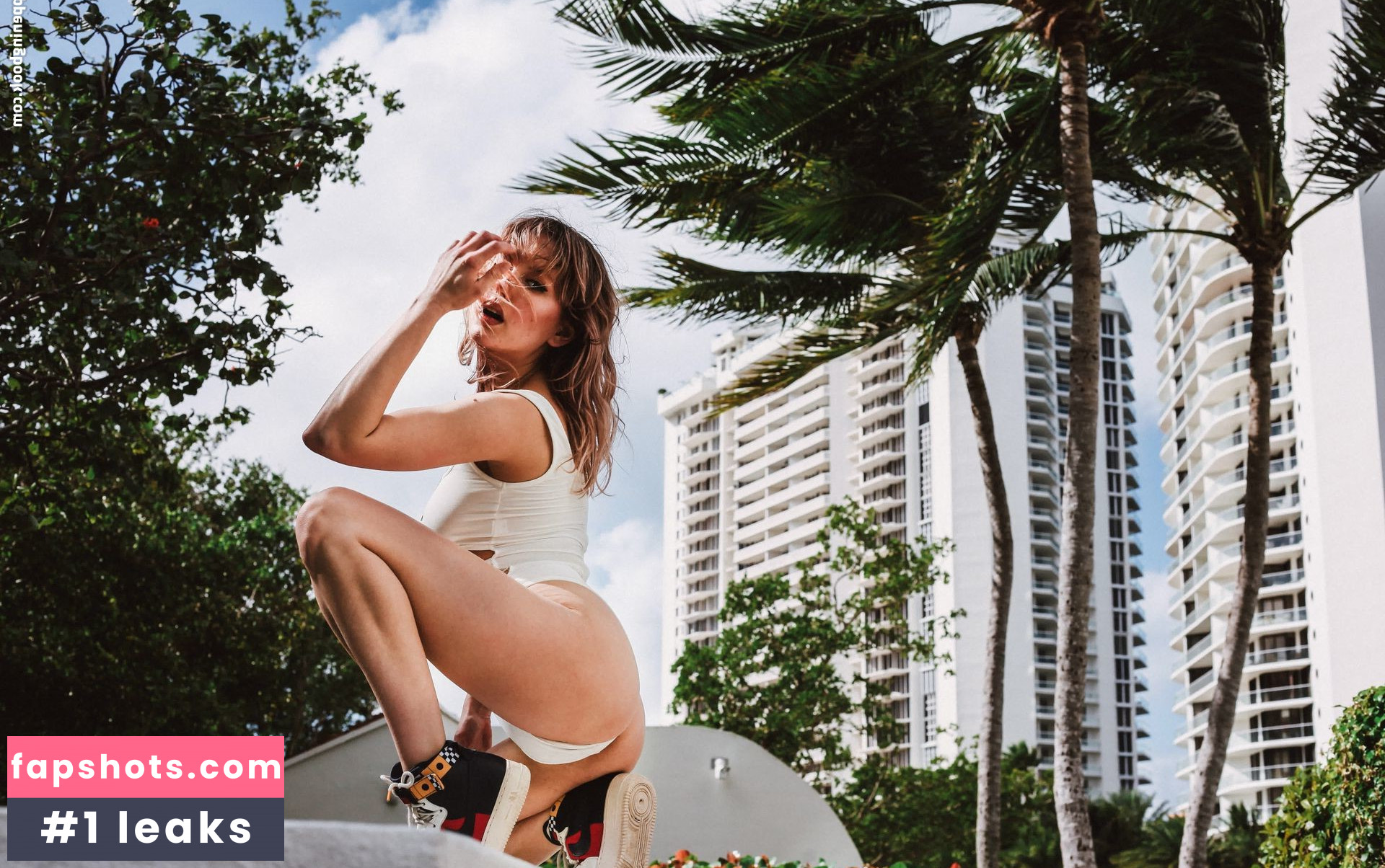 Scarlett Lillia gallery photo #14