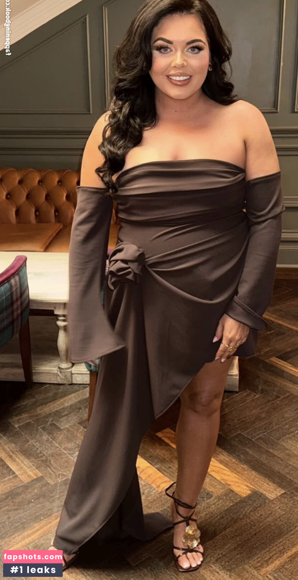 Scarlett Moffatt Nude Leaks OnlyFans Photos #3 - LeakJerk