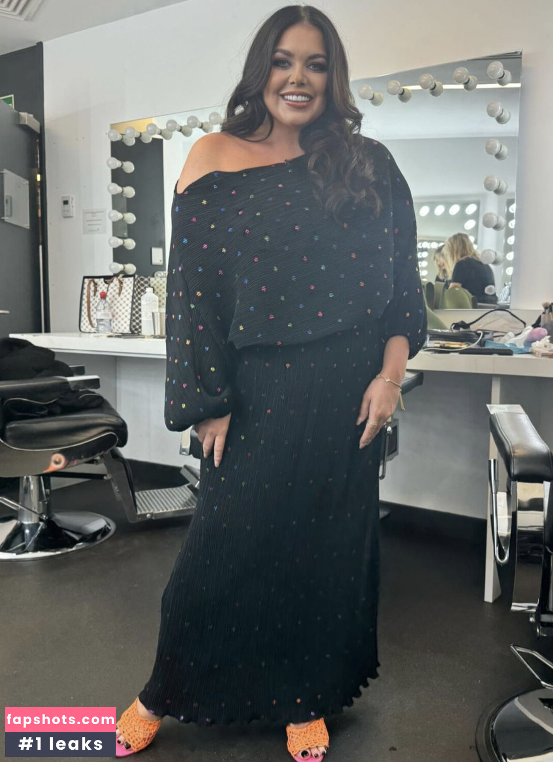 Scarlett Moffatt Nude Leaks OnlyFans Photos #5 - LeakJerk